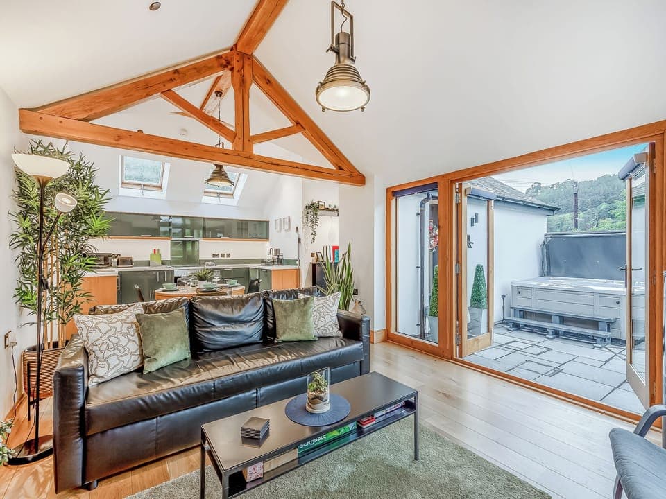 Open plan living space | The Oaks, Llangollen