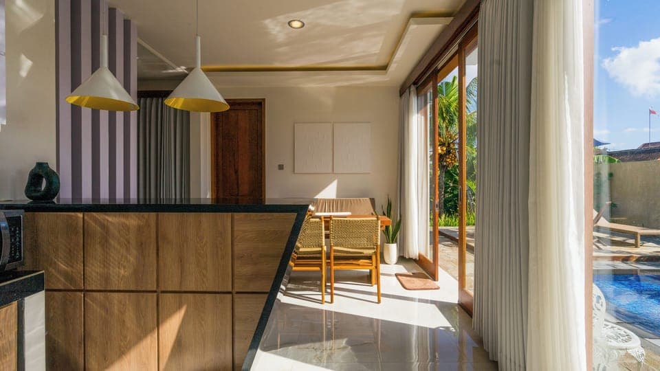 Deluxe Villa, Garden View | Private kitchen | Fridge, microwave, oven, cookware/dishes/utensils