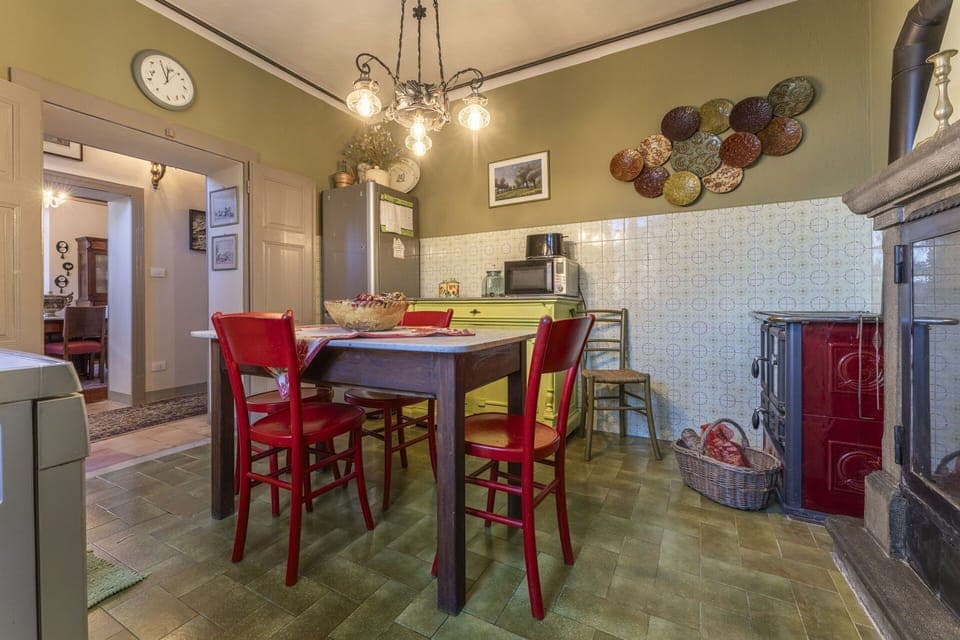 Autumn, Bedroom, Spring, Summer