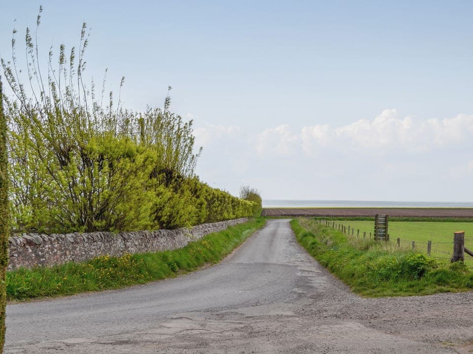 Outdoor area | Garden House, Arbroath
