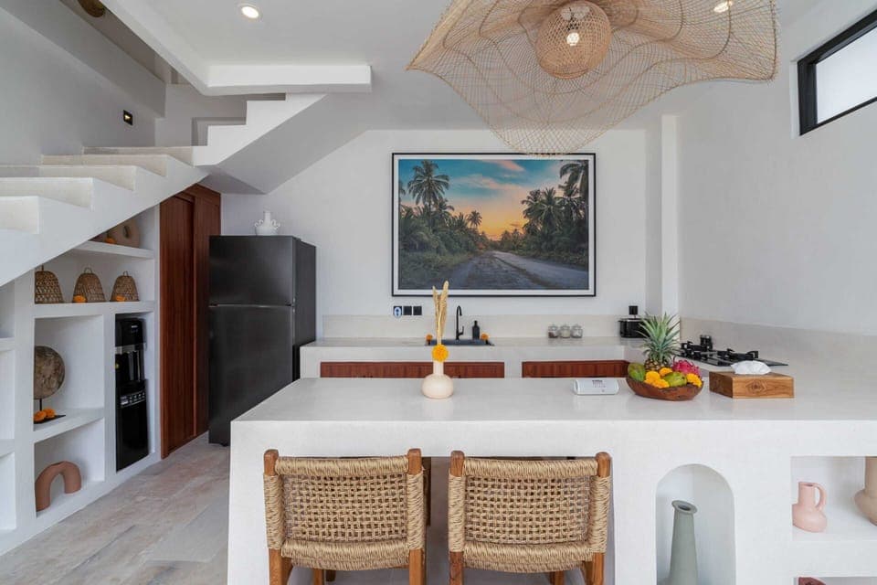 Basic Villa | Private kitchen | Fridge, microwave, stovetop, electric kettle