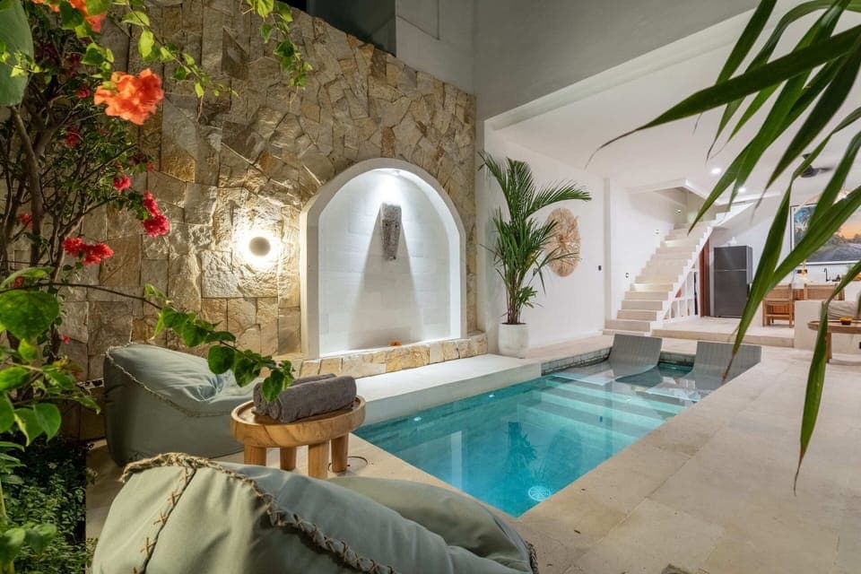 Basic Villa | Pool | Outdoor pool