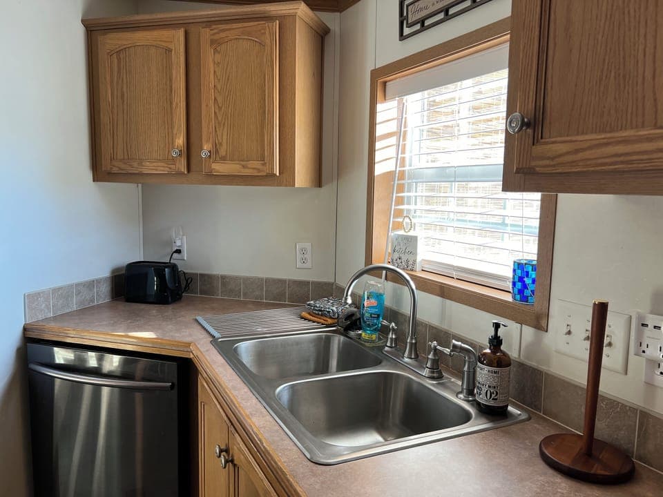 Dishwasher and garbage disposal working for you at the location