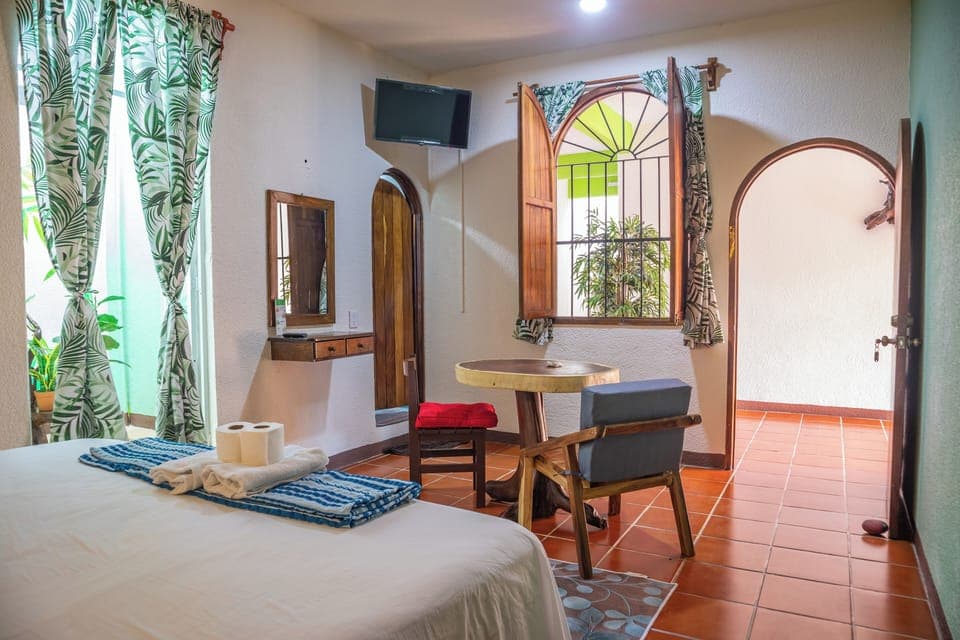 Private Room with Double Bed | Individually decorated, individually furnished, desk, laptop workspace