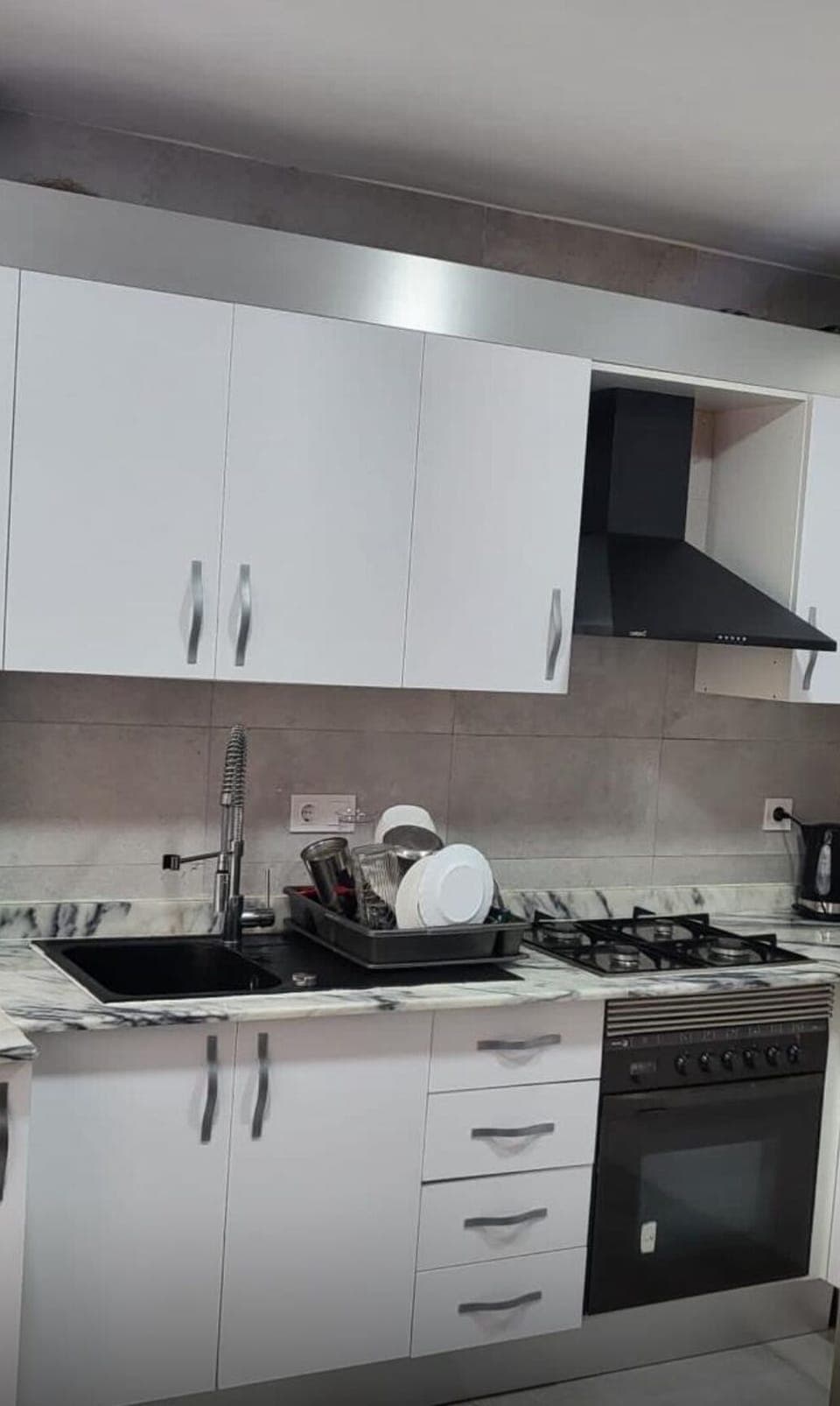 Apartment | Private kitchen | Fridge, microwave, oven, stovetop