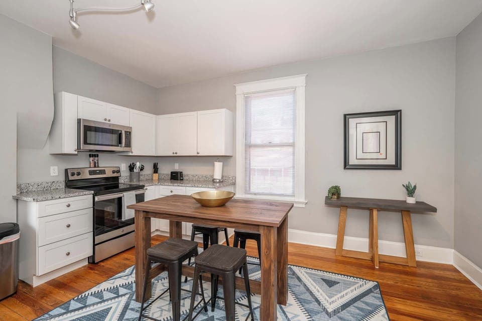 Dining table with seating for 4