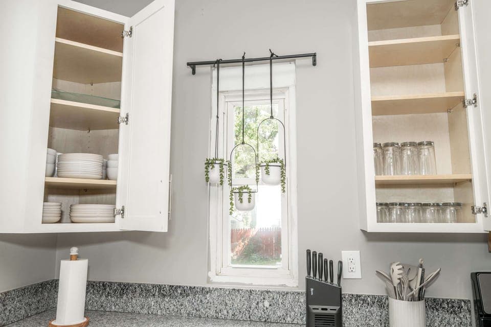 No need to pack the dishes & cookware for your visit!