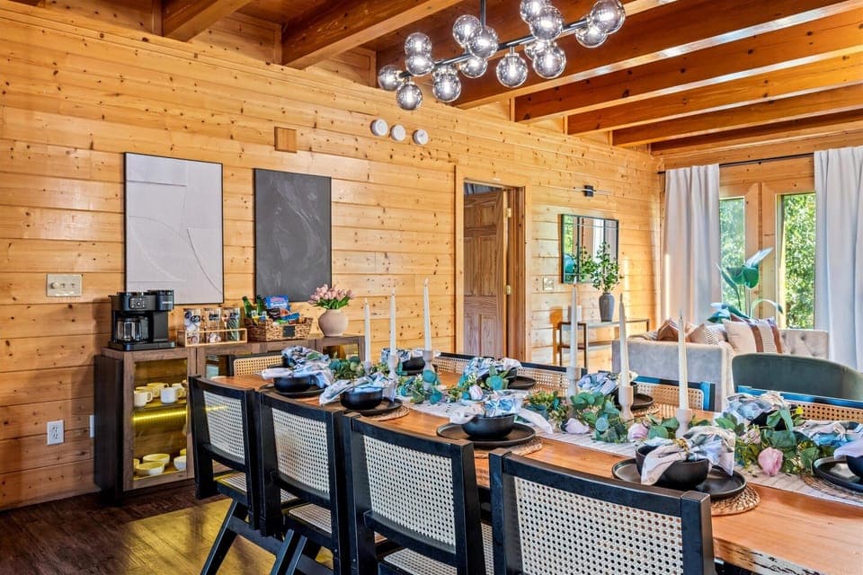 Perfect for birthdays, reunions, or candlelit mountain dinners.