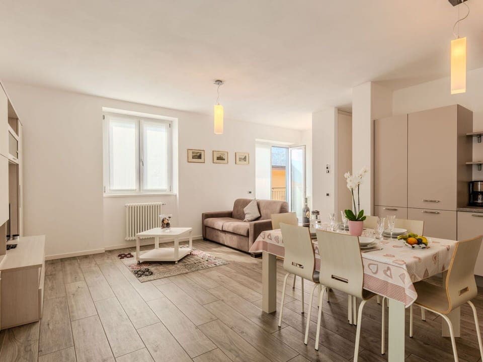 Furniture, Table, Couch, Picture Frame, Window, Houseplant, Architecture, Living Room, Interior Design, Wood