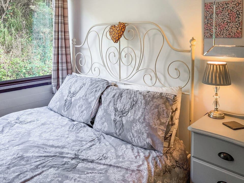 Double bedroom | Nolton HavenGiddy Puffin, Haverfordwest
