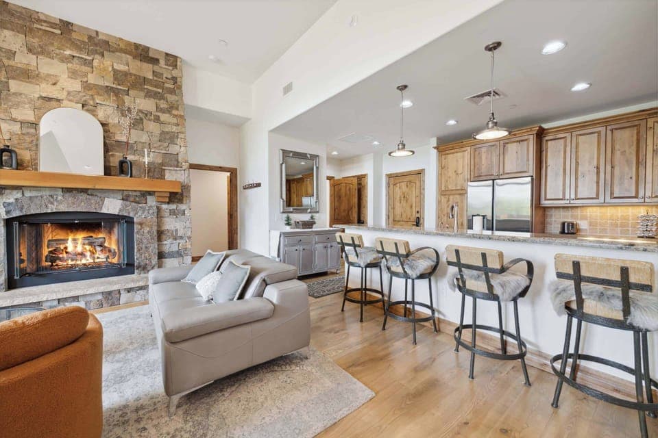 bcl-a408-6390_54065188216_o