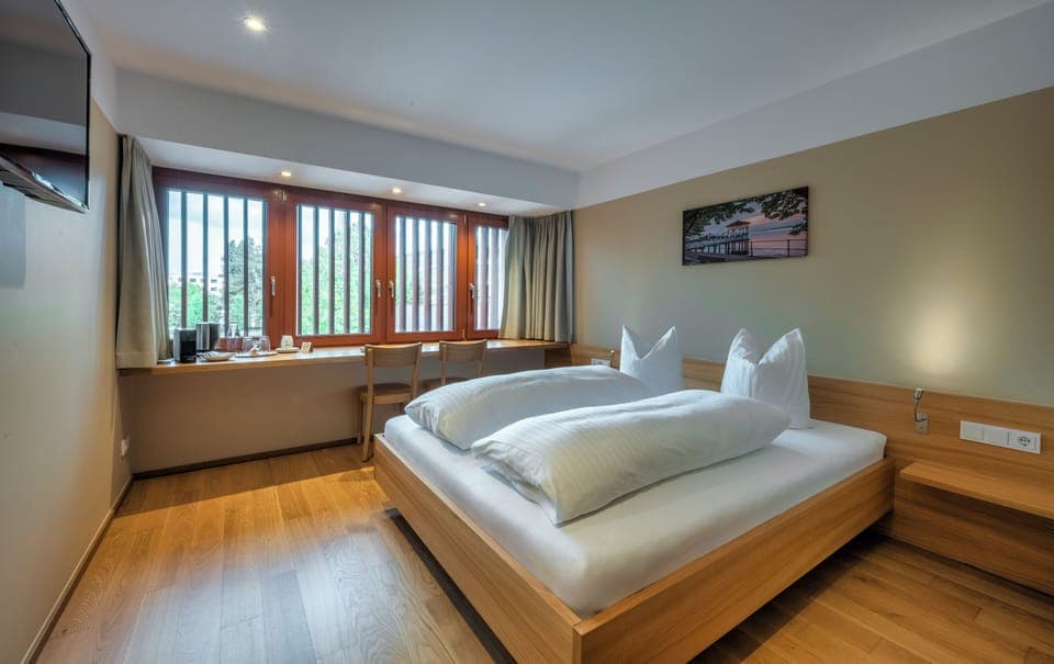 Standard Double Room | Desk, laptop workspace, soundproofing, free WiFi