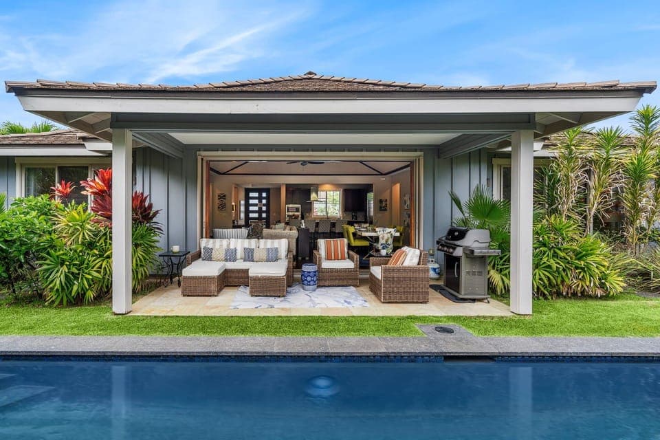 Welcome to Your Tropical Oasis in Keauhou!