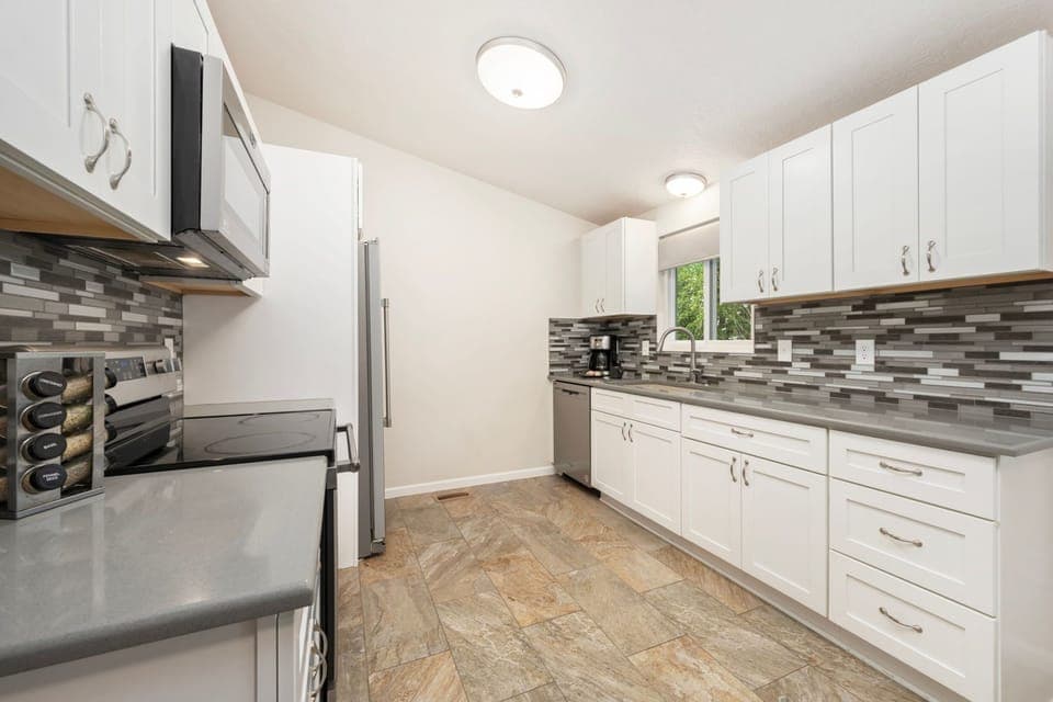 Fully-equipped Kitchen with Stainless Steel Appliances