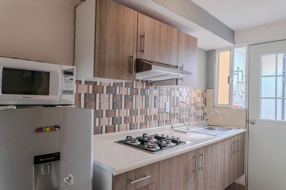 Deluxe House, Patio | Private kitchen