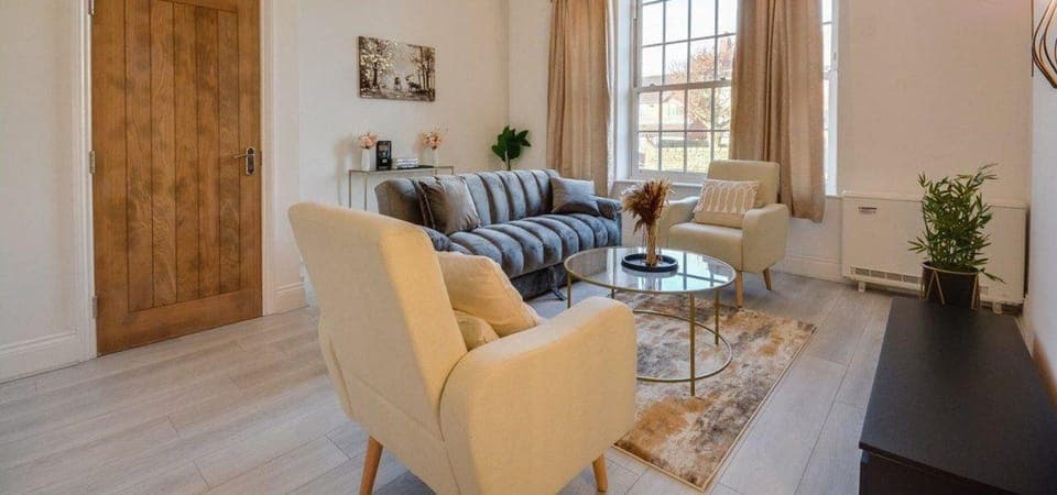 Apartment | Living area | TV