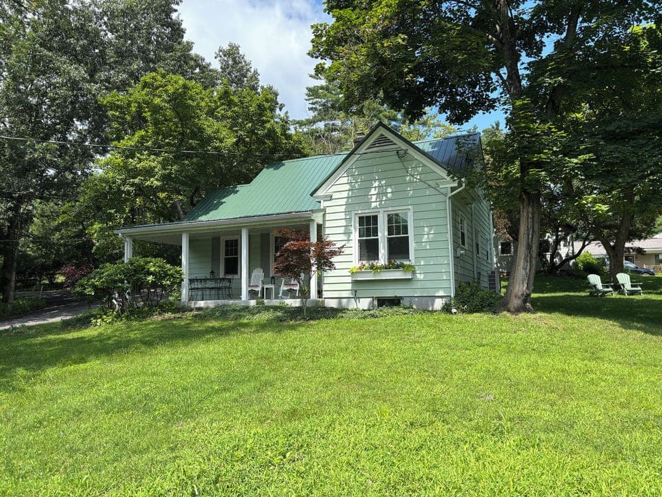 Street View of Green Ridge Cottage