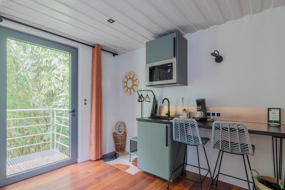 Exclusive Studio, Garden View, Mezzanine | Free WiFi