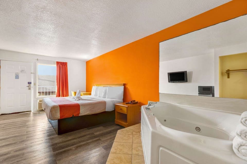 Desk, iron/ironing board, free WiFi, bed sheets