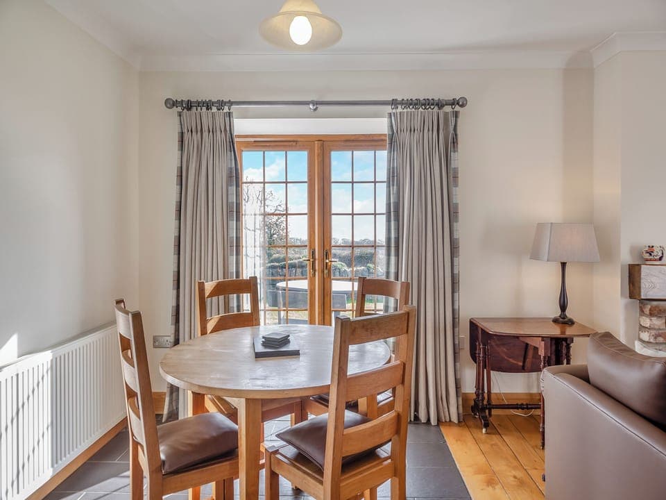 Open plan living space | Daflod - Parc Wernol Cottages, Chwilog, near Pwllheli