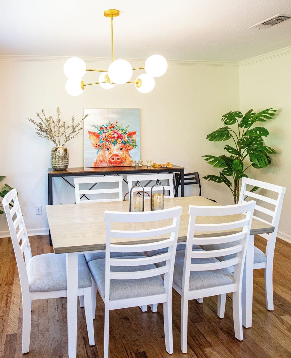 Deluxe Apartment, Patio | In-room dining