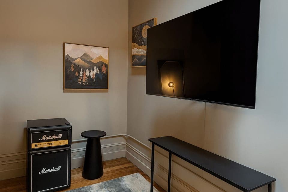 Premier Double Room, 1 Queen Bed, Refrigerator | Living area | 55-inch Smart TV with digital channels, streaming services