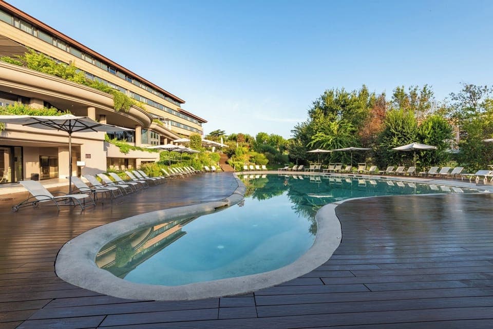 Seasonal outdoor pool