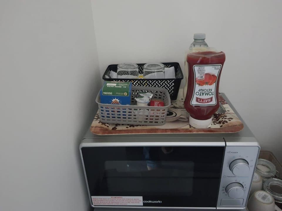 House | Food and drink