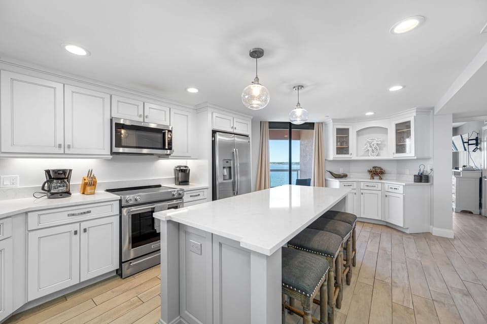 Gourmet kitchen with island and seating