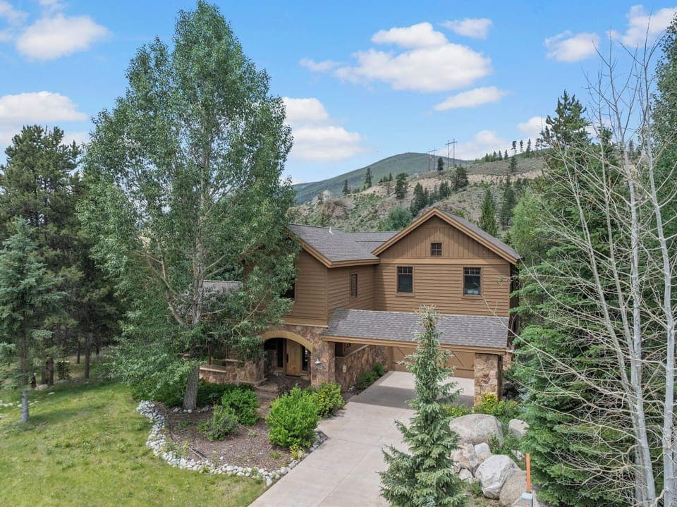 Exterior view of the front of the home.