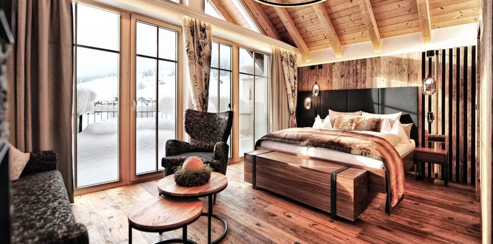 Deluxe Double Room, Balcony | In-room safe, desk, laptop workspace, blackout drapes