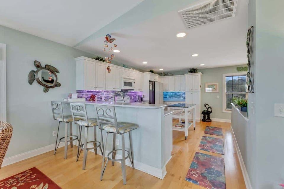 Fully Stocked Kitchen