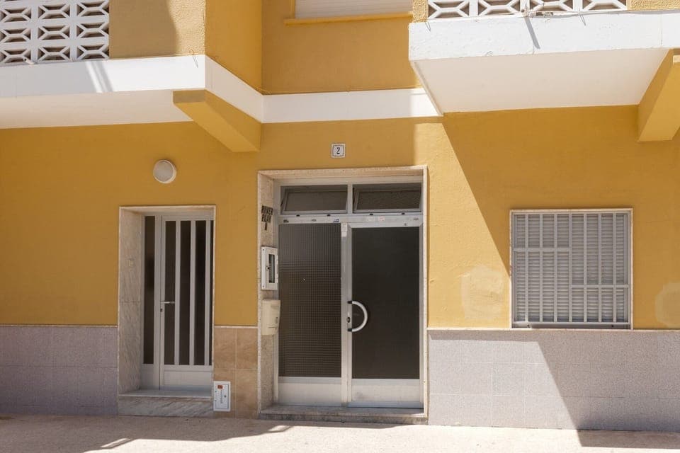 Entrance / Reception