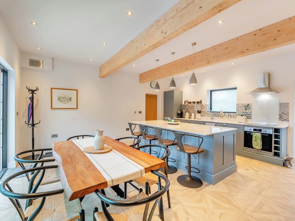 Kitchen/diner | OhSo Cabin, Exeter