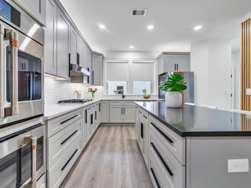 Full, Spacious Kitchen With Island Bar On 1st Floor Of Main House
