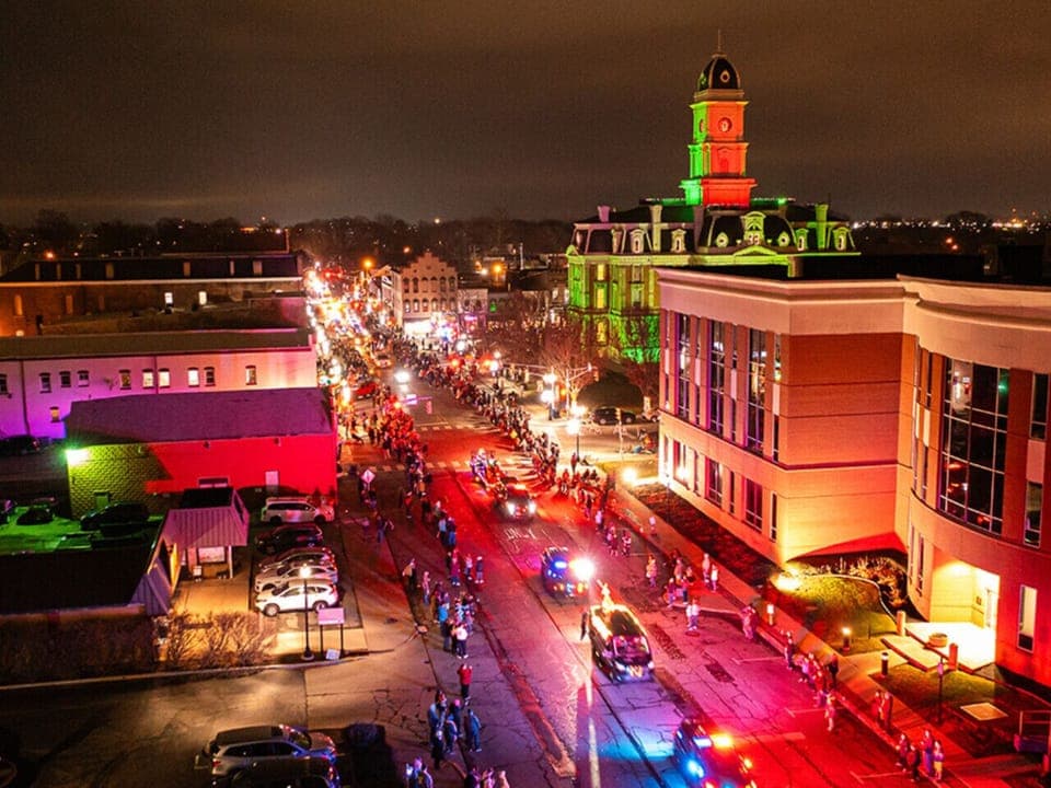 - Downtown lights and local events bring the city to life = experience Noblesville’s vibrant community year-round