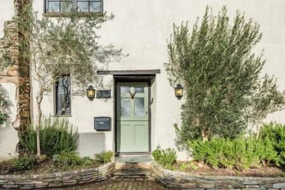 Welcome to Town Farmhouse