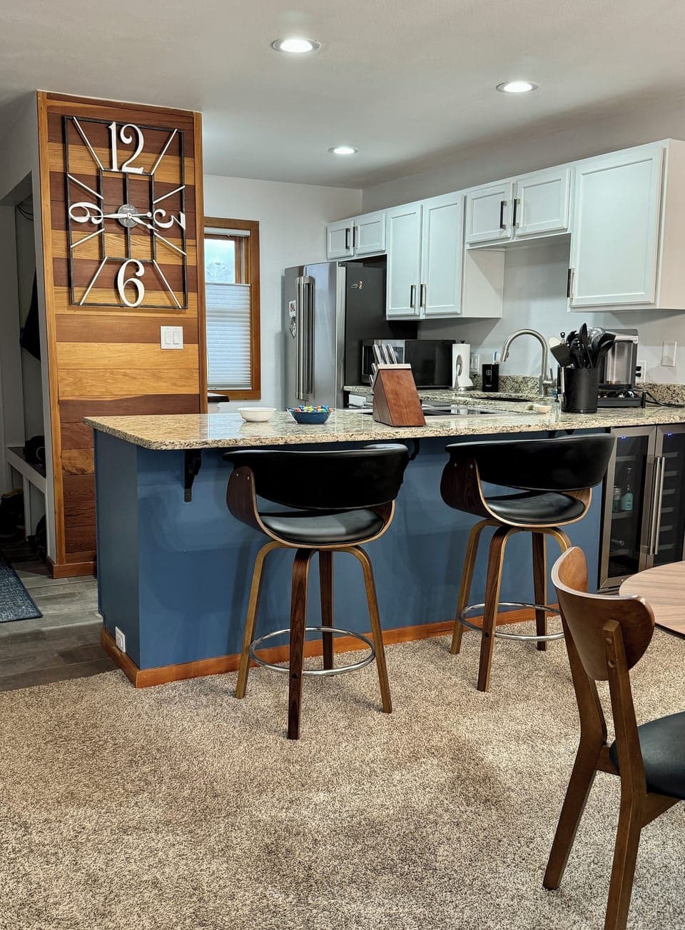 Counter seating