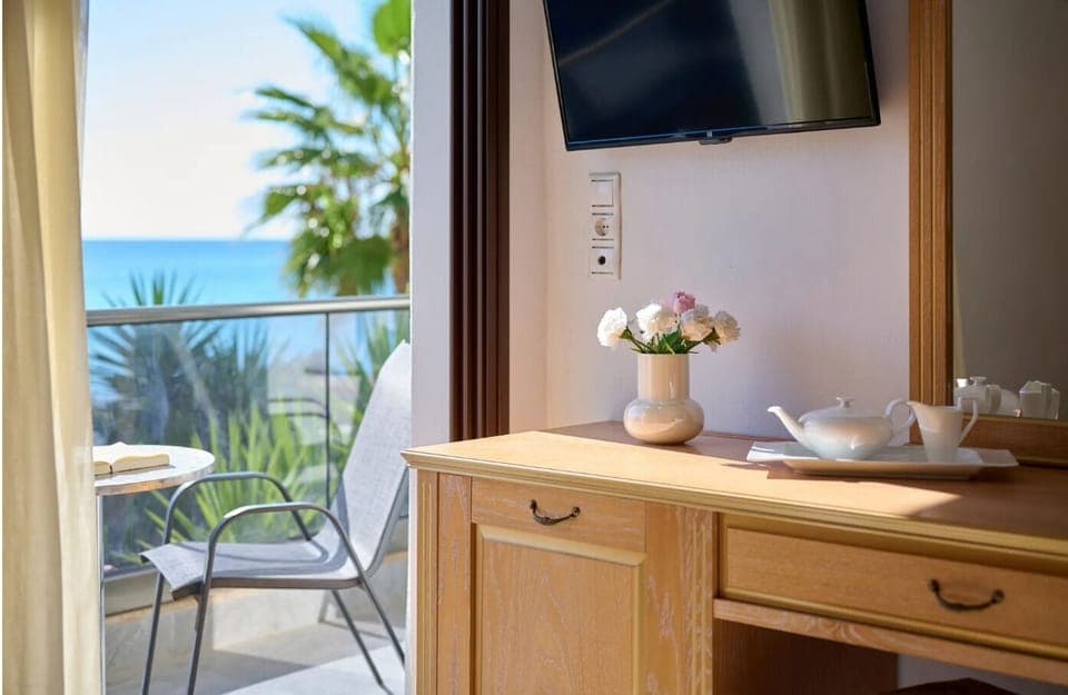 Family Room | Terrace/patio