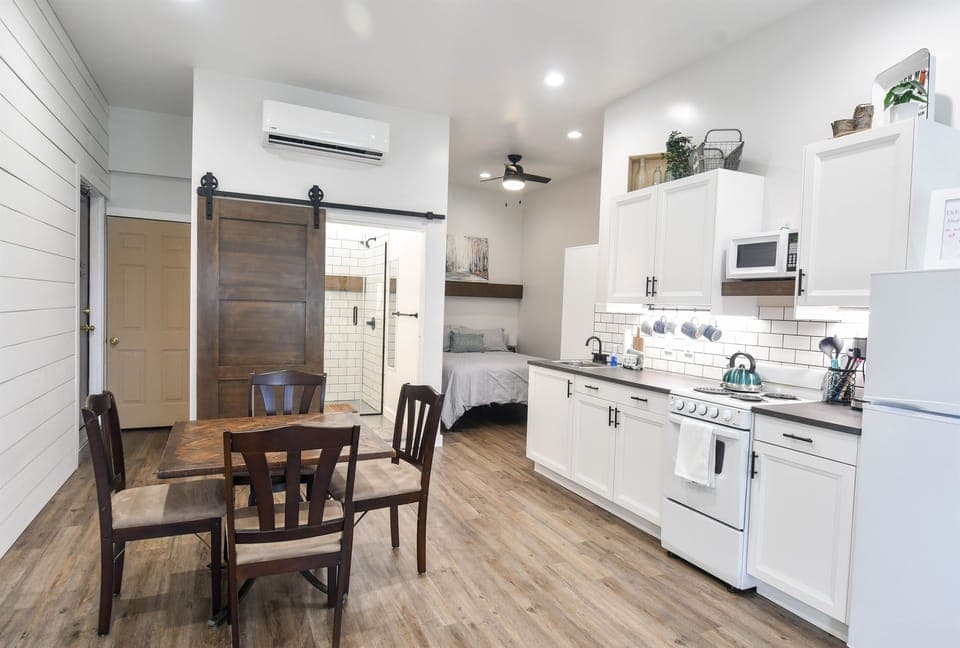 Kitchen, Dinning Room and Bedroom