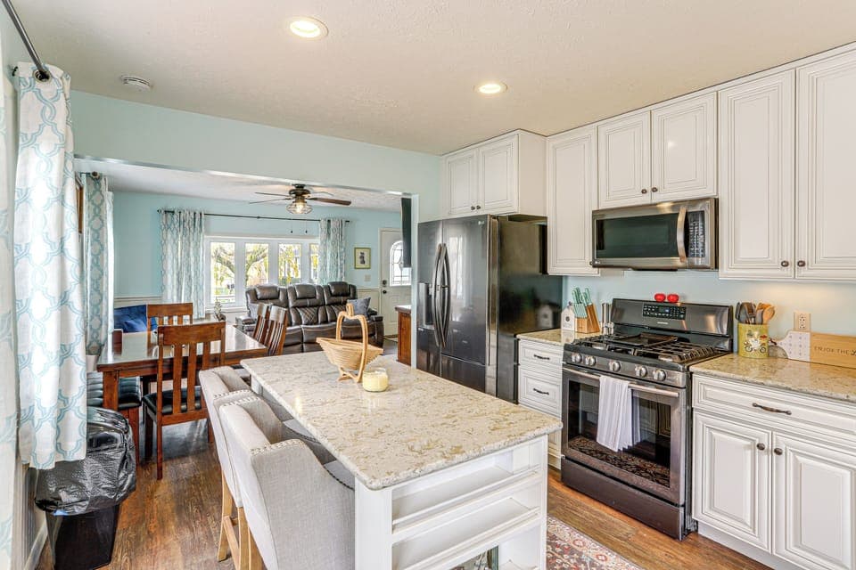 Kitchen | Single-Story Home