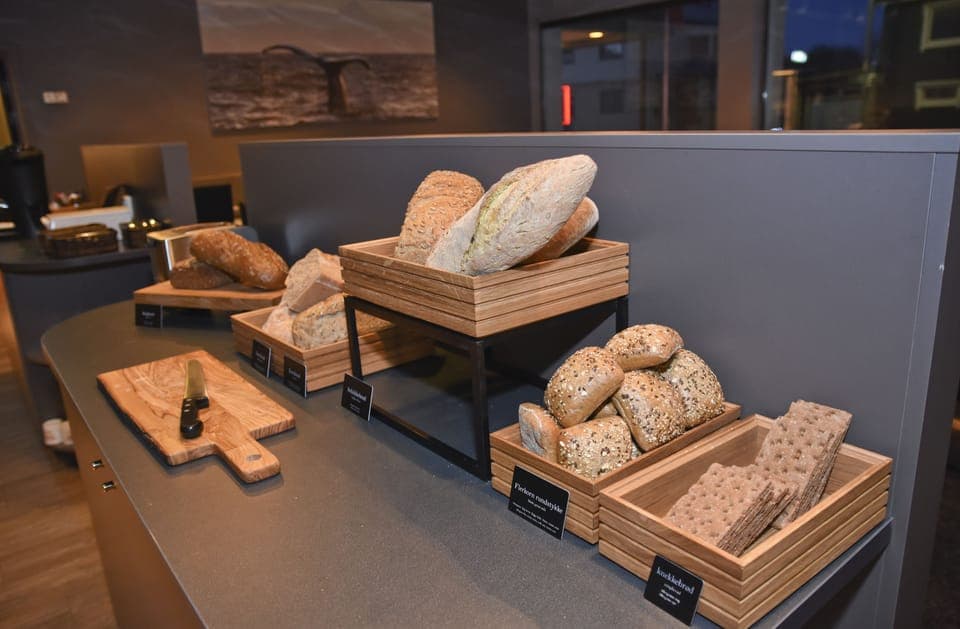 Free daily on-the-go breakfast