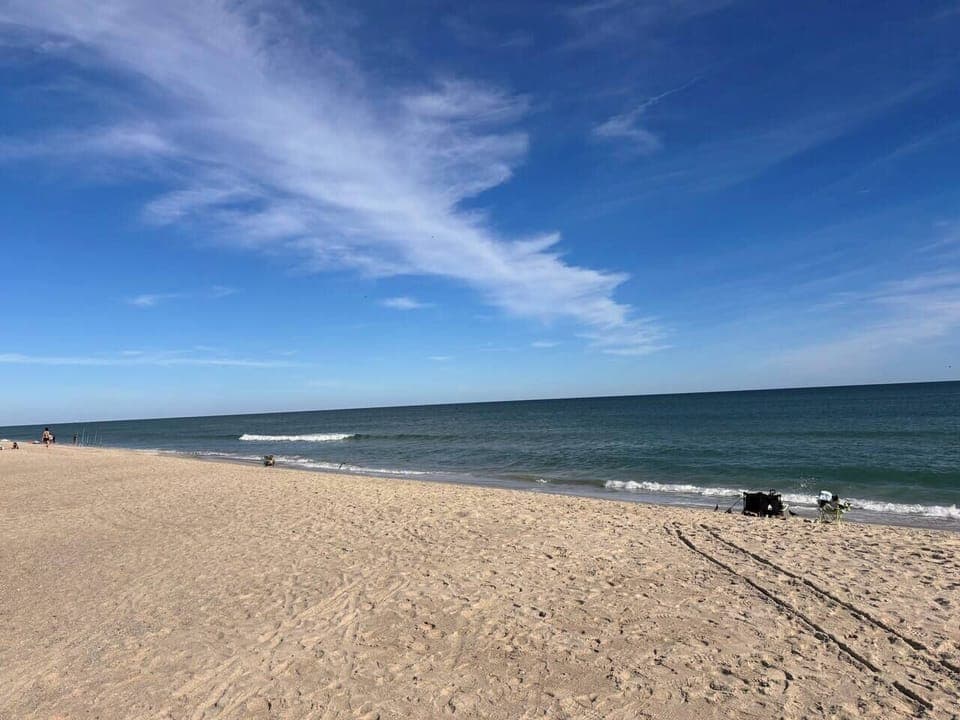 Relax, Unwind, Repeat – Your Beach Escape 🏝️