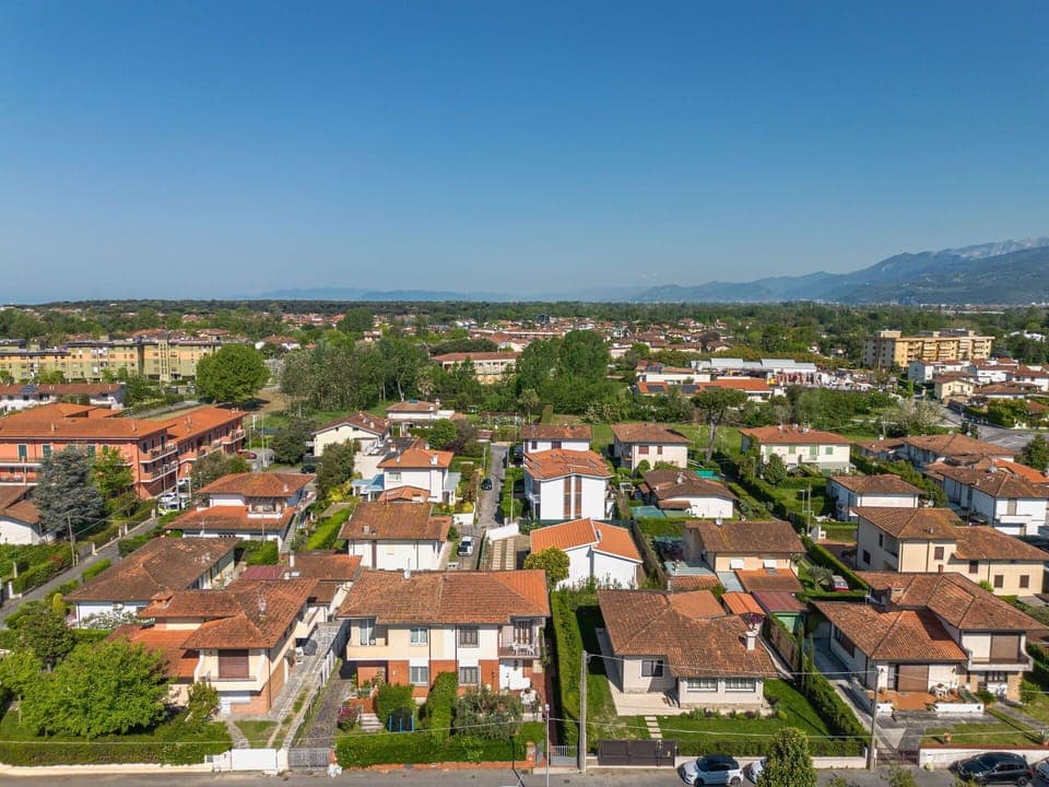 Residential Area, Urban Area, Bird'S-Eye View, City, Neighbourhood, Suburb, Landscape, Home, House, Aerial Photography