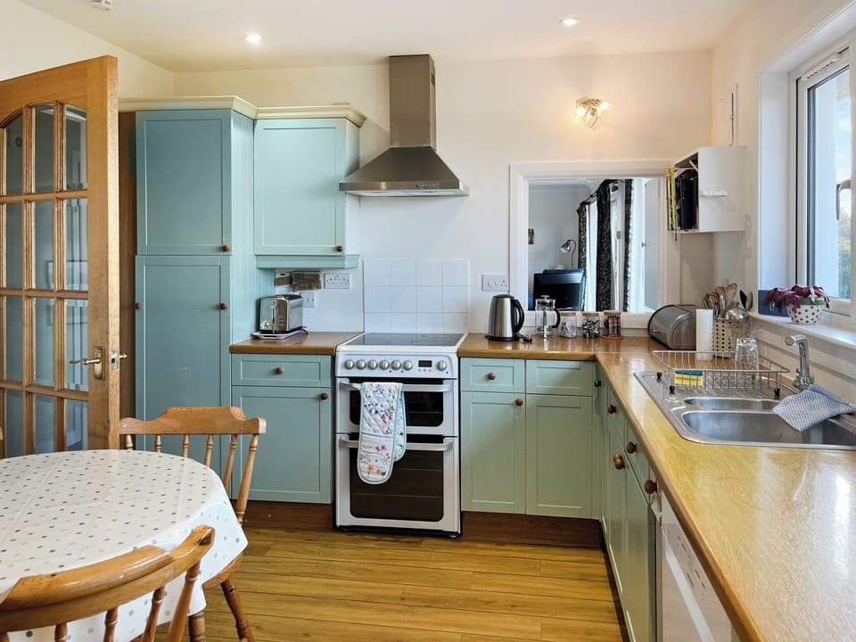 Kitchen | Kiloran, Oban