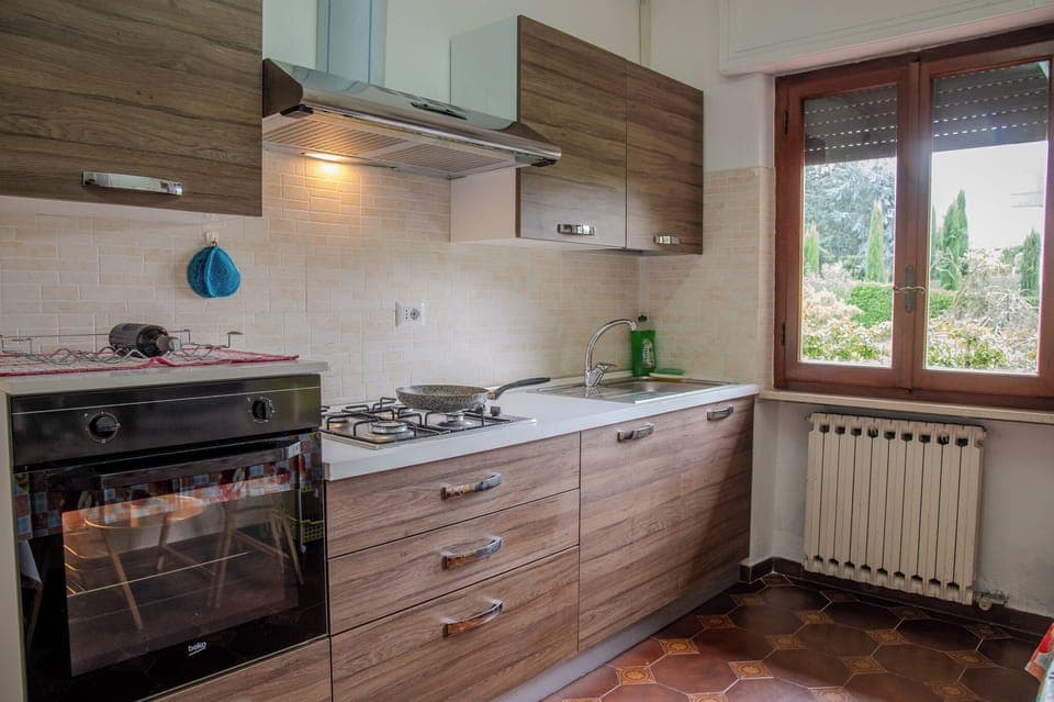 House, Patio | Private kitchen | Electric kettle