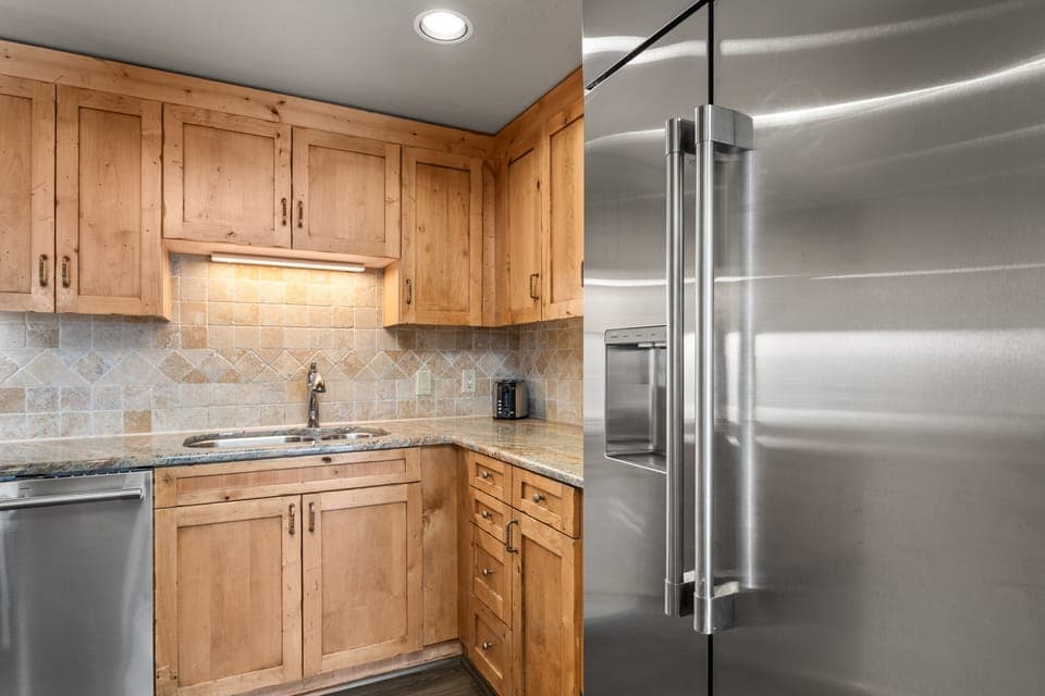 Indoors, Sink, Sink Faucet, Kitchen, Refrigerator