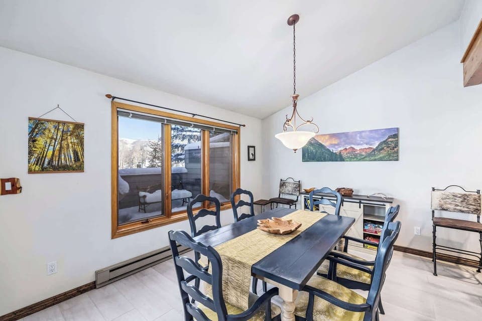 Dining table with seating for 6