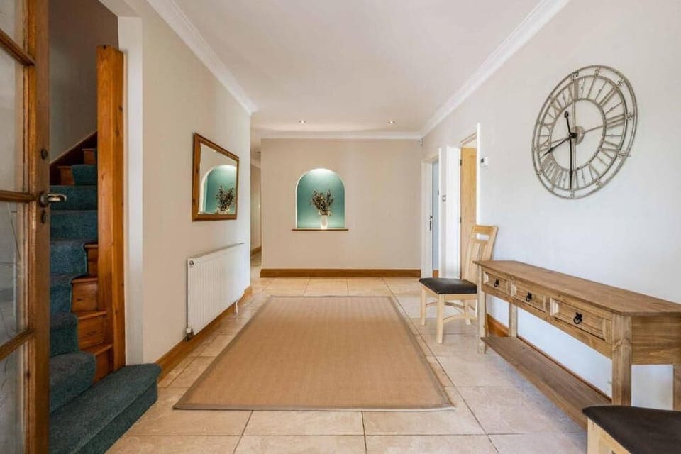 Millwood, Horstead - Host & Stay