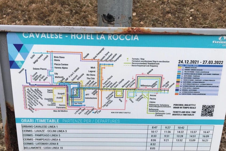 Ski bus stop, 50 meters from the house, with various lines to reach all the slopes of the Fiemme Valley